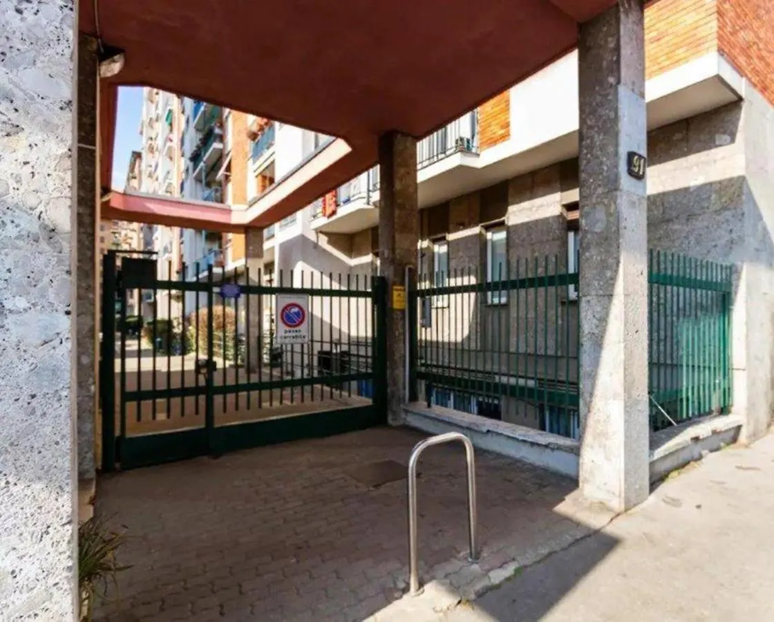 Stanza In Appartamento Milano Bicocca 0*, Milaan Italië