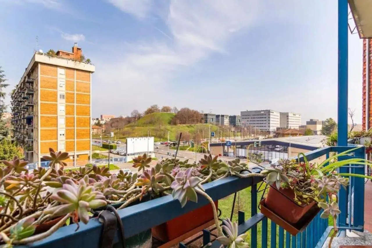 Stanza In Appartamento Milano Bicocca 0*, Milaan